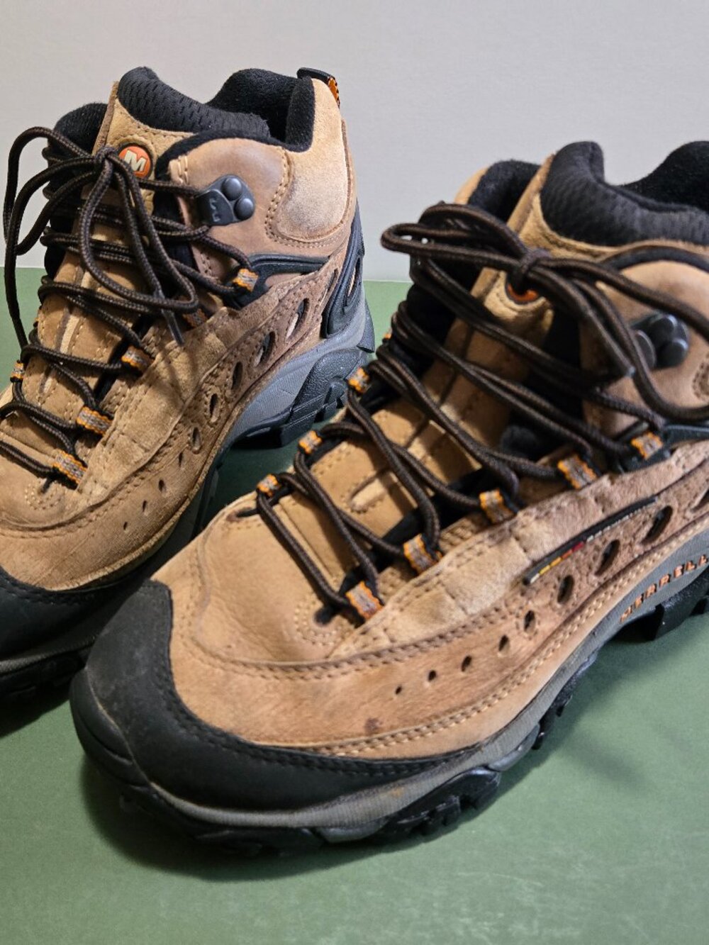 Women's Merrell Pulse Waterproof Hiking Shoes